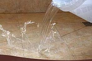 仁化漏水维修 免砸砖防水材料该如何施工